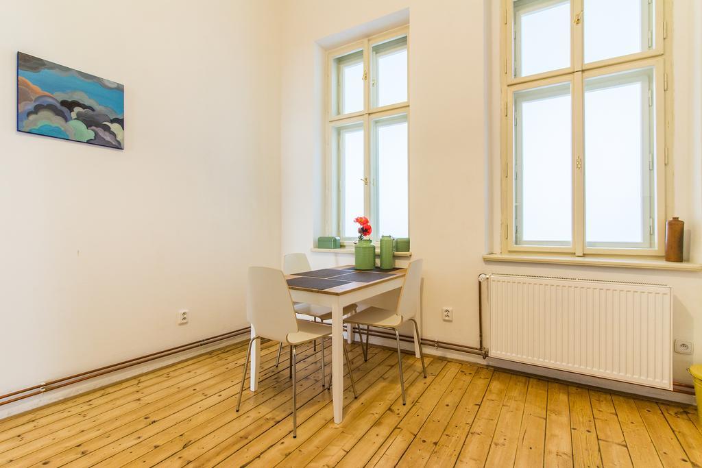 Mighty Prague Apartments Truhlarska Екстер'єр фото