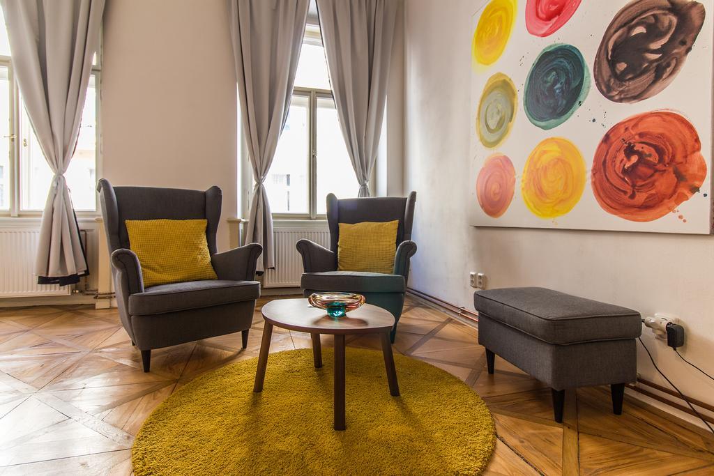 Mighty Prague Apartments Truhlarska Екстер'єр фото